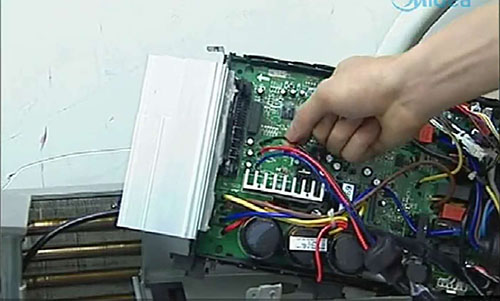 湖南美的空调电话是多少